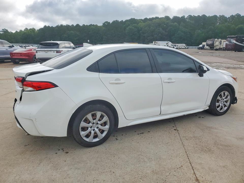 Photo 3 from auction – 2021 TOYOTA COROLLA with VIN JTDEPMAE9MJ137392