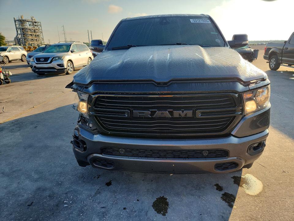Photo 5 from auction – 2021 RAM 1500 with VIN 1C6RREBT0MN610353