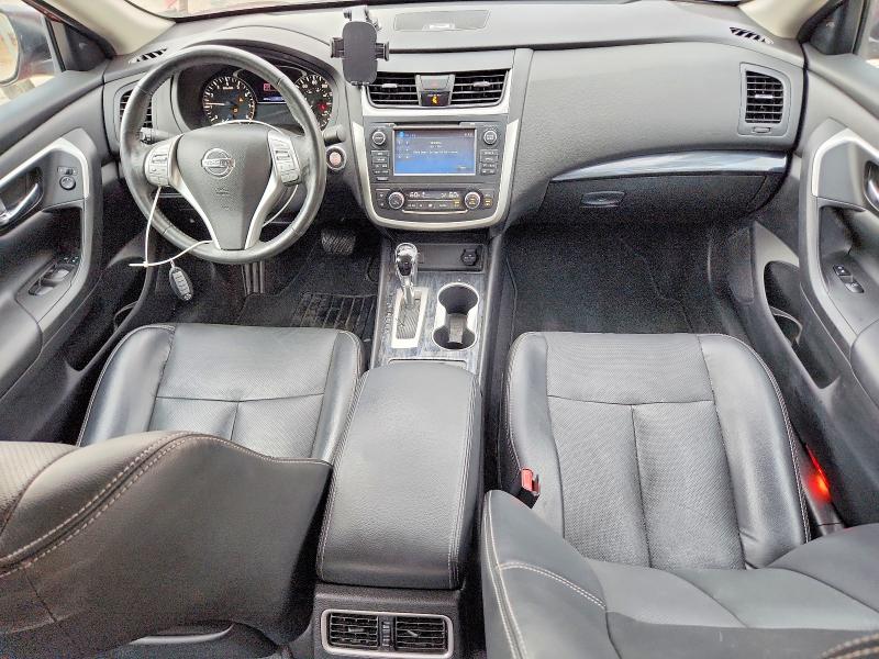 Photo 8 from auction – 2017 NISSAN ALTIMA with VIN 1N4AL3AP3HC130833