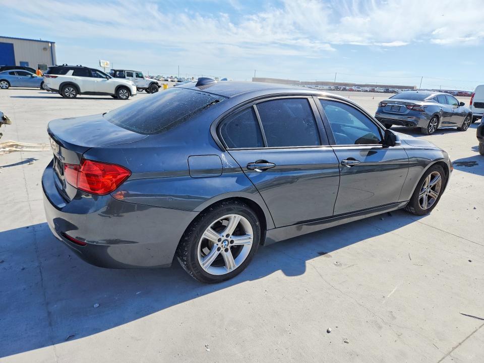 Photo 3 from auction – 2014 BMW 320 with VIN WBA3C3C52EPV90775