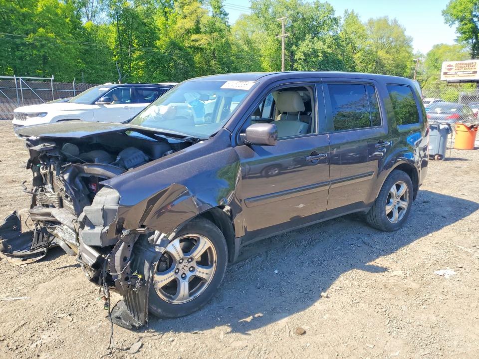 HONDA PILOT 2015 with VIN 5FNYF4H40FB042548 - Photo from auction