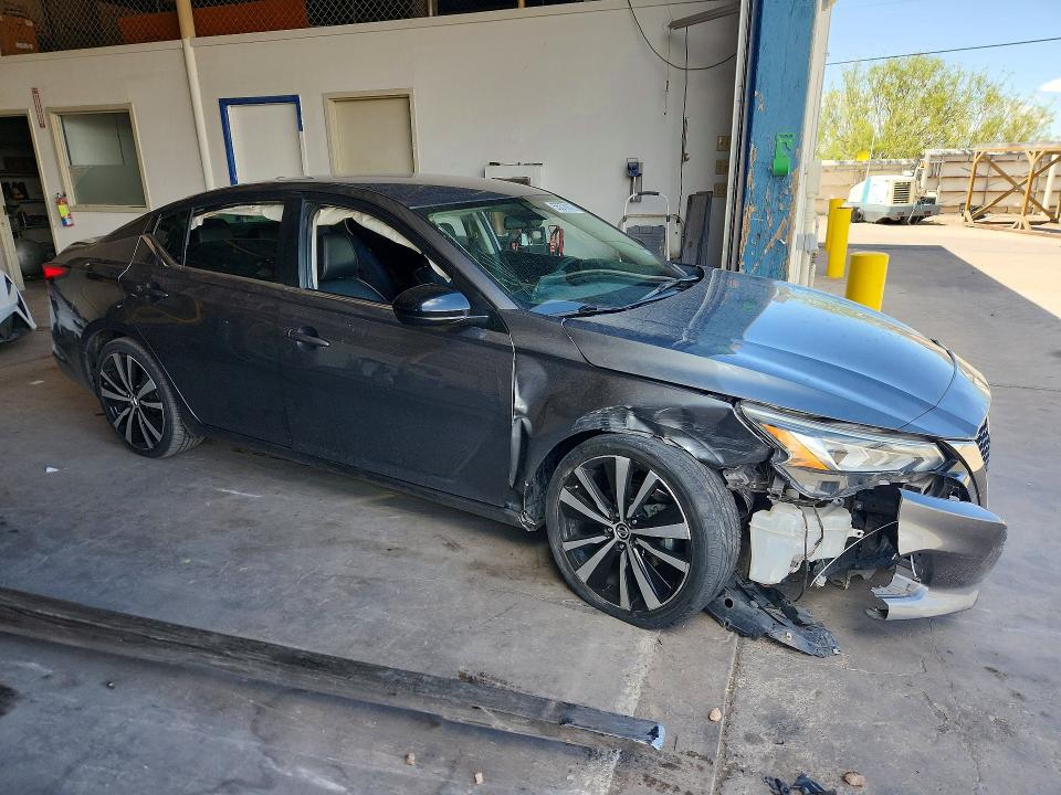 Photo 4 from auction – 2019 NISSAN ALTIMA with VIN 1N4BL4CV4KC163370