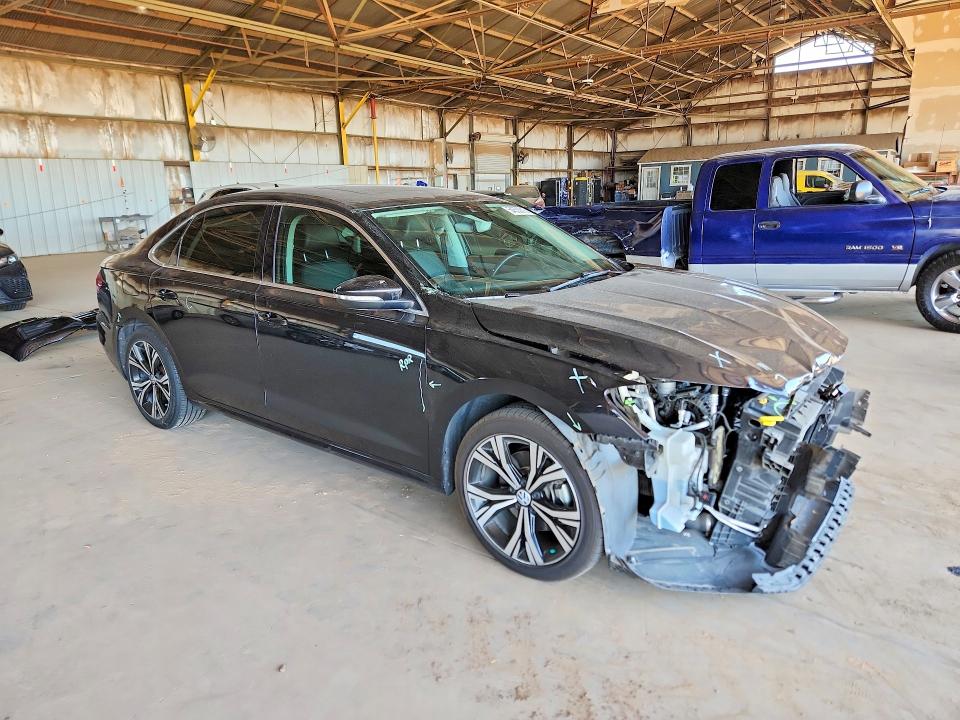 Photo 4 from auction – 2022 VOLKSWAGEN PASSAT with VIN 1VWSA7A39NC009113