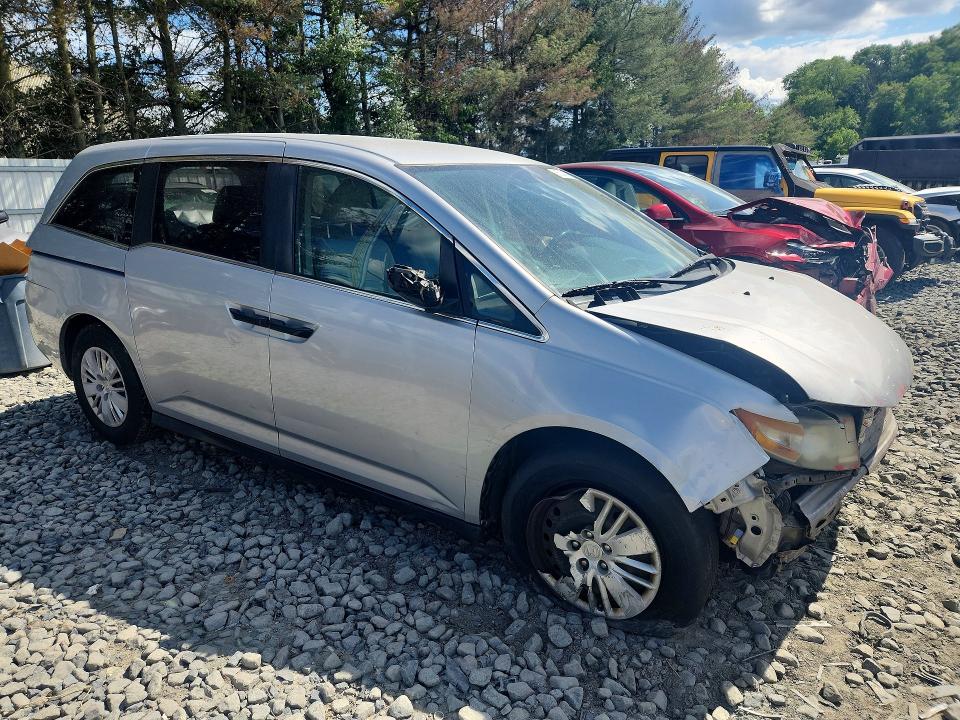 Photo 4 from auction – 2014 HONDA ODYSSEY with VIN 5FNRL5H21EB011583