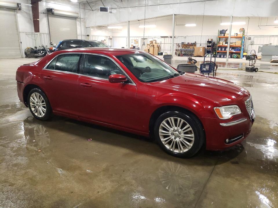 Photo 4 from auction – 2014 CHRYSLER 300 with VIN 2C3CCARG7EH352901