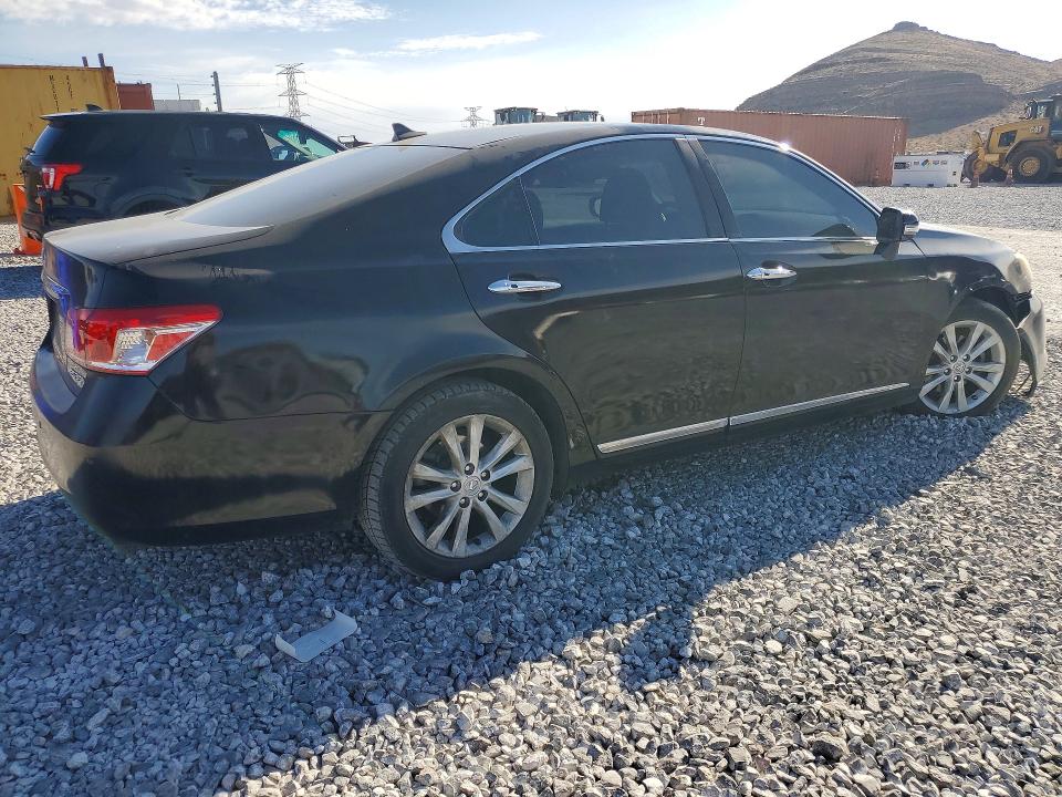 Photo 3 from auction – 2011 LEXUS ES with VIN JTHBK1EG5B2451543