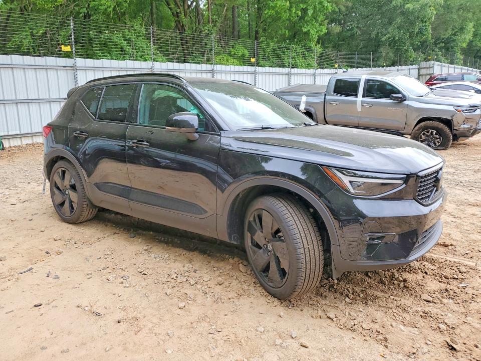 Photo 4 from auction – 2026 VOLVO XC40 with VIN YV4L12UD3T2761937