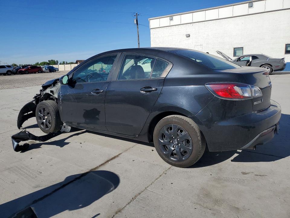 Photo 2 from auction – 2011 MAZDA 3 with VIN JM1BL1UG7B1424835