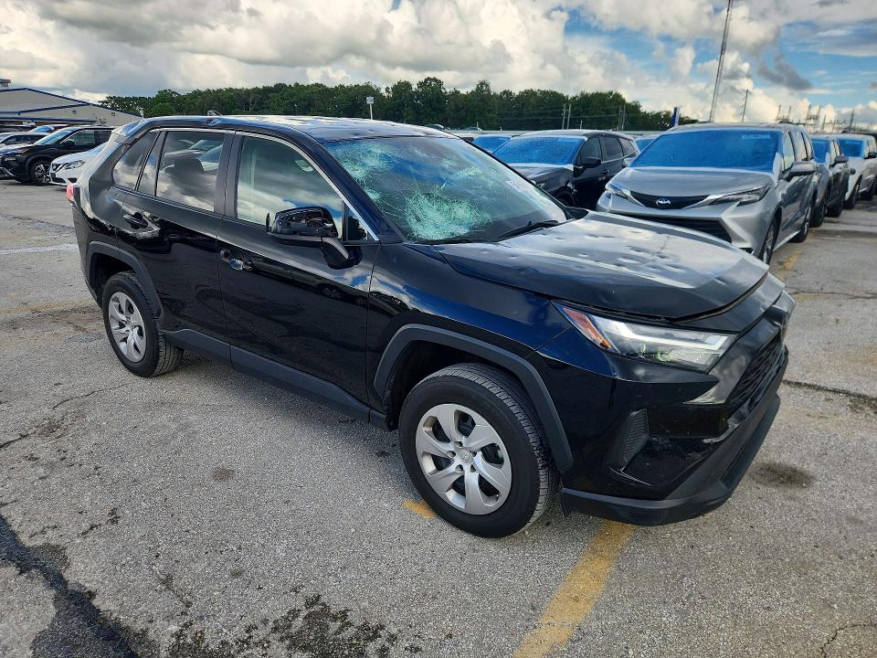 Photo 4 from auction – 2023 TOYOTA RAV4 with VIN 2T3F1RFV6PC357706