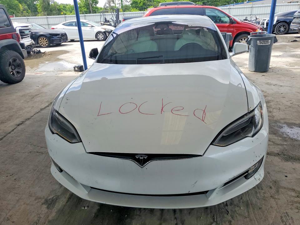 صورة رقم 5 من المزاد - 2018 TESLA MODEL S مع VIN 5YJSA1E40JF251918
