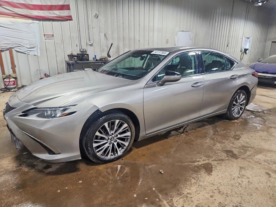 LEXUS ES 2020 with VIN 58ADZ1B15LU061316 - Photo from auction