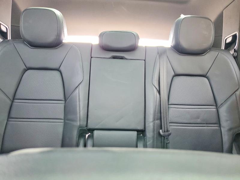 Photo 10 from auction – 2020 PORSCHE CAYENNE with VIN WP1AA2AY6LDA05751