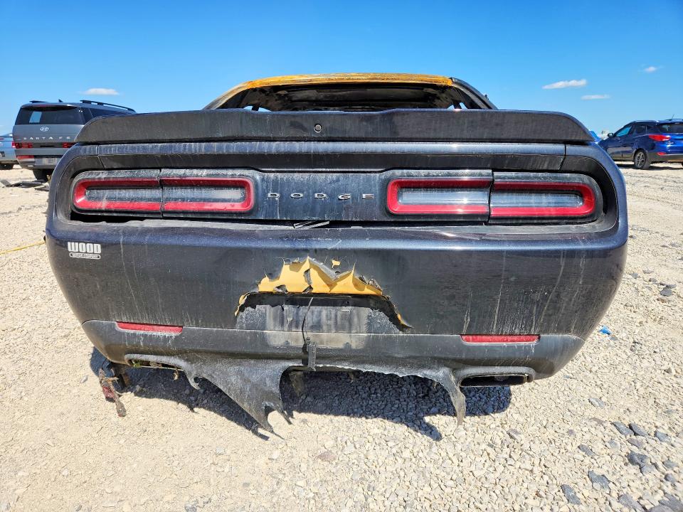Photo 6 from auction – 2018 DODGE CHALLENGER with VIN 2C3CDZAG6JH242049