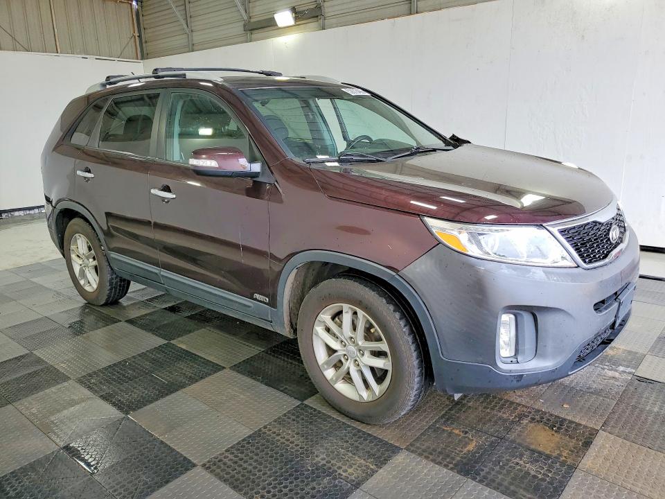 Zdjęcie 4 z aukcji – 2014 KIA SORENTO z VIN 5XYKTCA69EG506545
