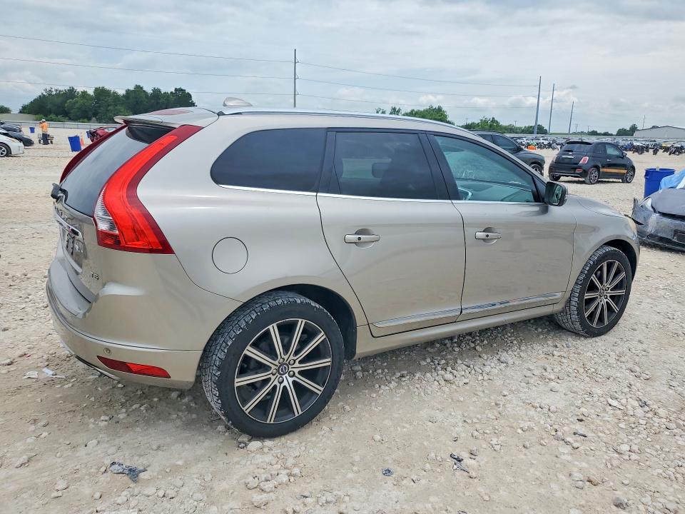 Photo 3 from auction – 2015 VOLVO XC60 with VIN YV440MDM0F2758923