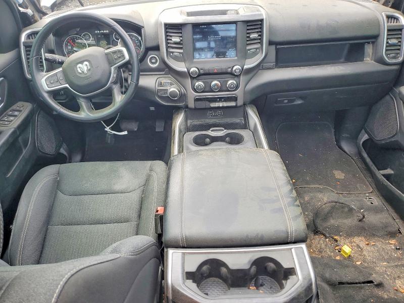 صورة رقم 8 من المزاد - 2020 RAM 1500 مع VIN 1C6RREFT8LN295391