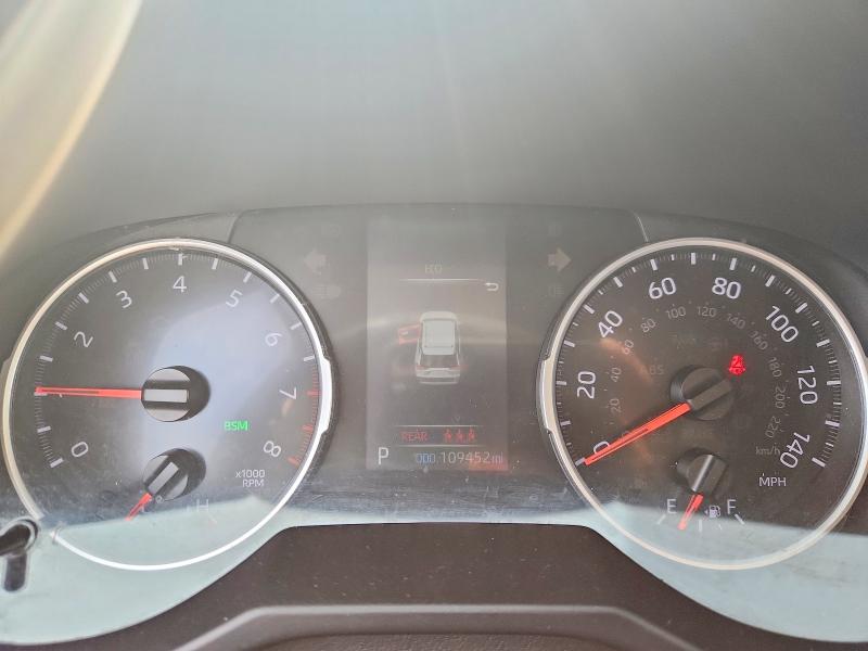 Photo 9 from auction – 2022 TOYOTA RAV4 with VIN 2T3K1RFV9NW200908