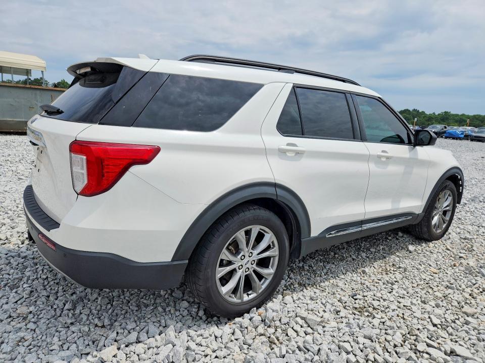 Photo 3 from auction – 2022 FORD EXPLORER with VIN 1FMSK7DH8NGA31793