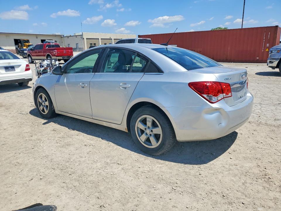 Photo 2 from auction – 2014 CHEVROLET CRUZE with VIN 1G1PC5SB9E7273902