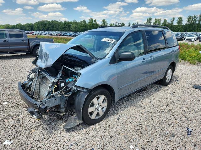 TOYOTA SIENNA 2010 with VIN 5TDKK4CC1AS334505 - Photo from auction