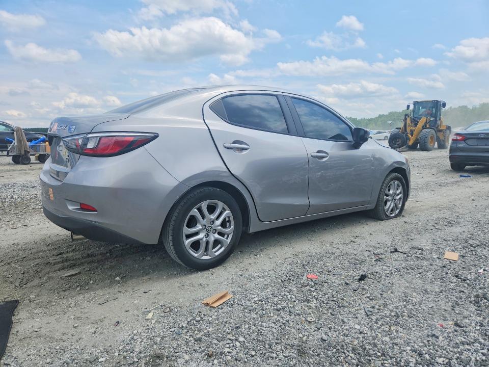 Photo 3 from auction – 2016 SCION IA with VIN 3MYDLBZV0GY102077
