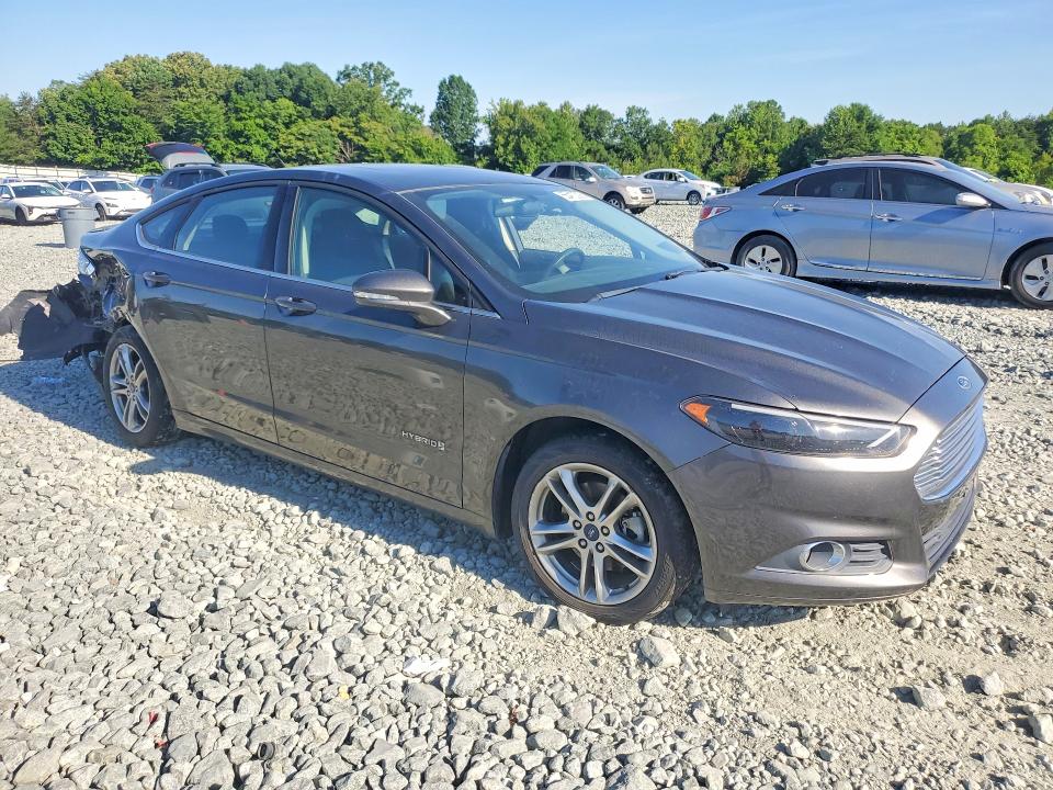Photo 4 from auction – 2016 FORD FUSION with VIN 3FA6P0LU6GR315311