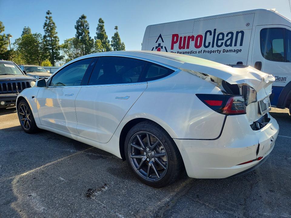 Photo 2 from auction – 2019 TESLA MODEL 3 with VIN 5YJ3E1EB9KF493776