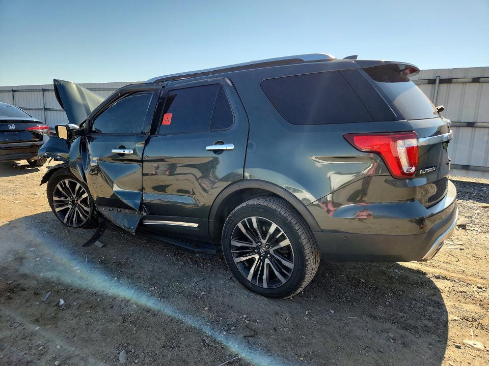 Photo 2 from auction – 2016 FORD EXPLORER with VIN 1FM5K8HT5GGD22112