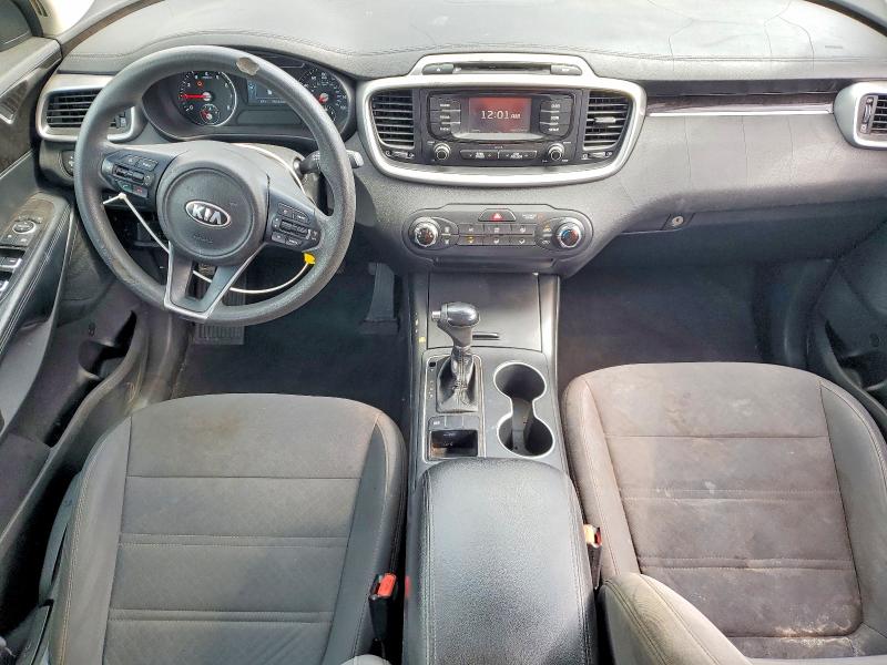 Photo 8 from auction – 2016 KIA SORENTO with VIN 5XYPG4A36GG118469
