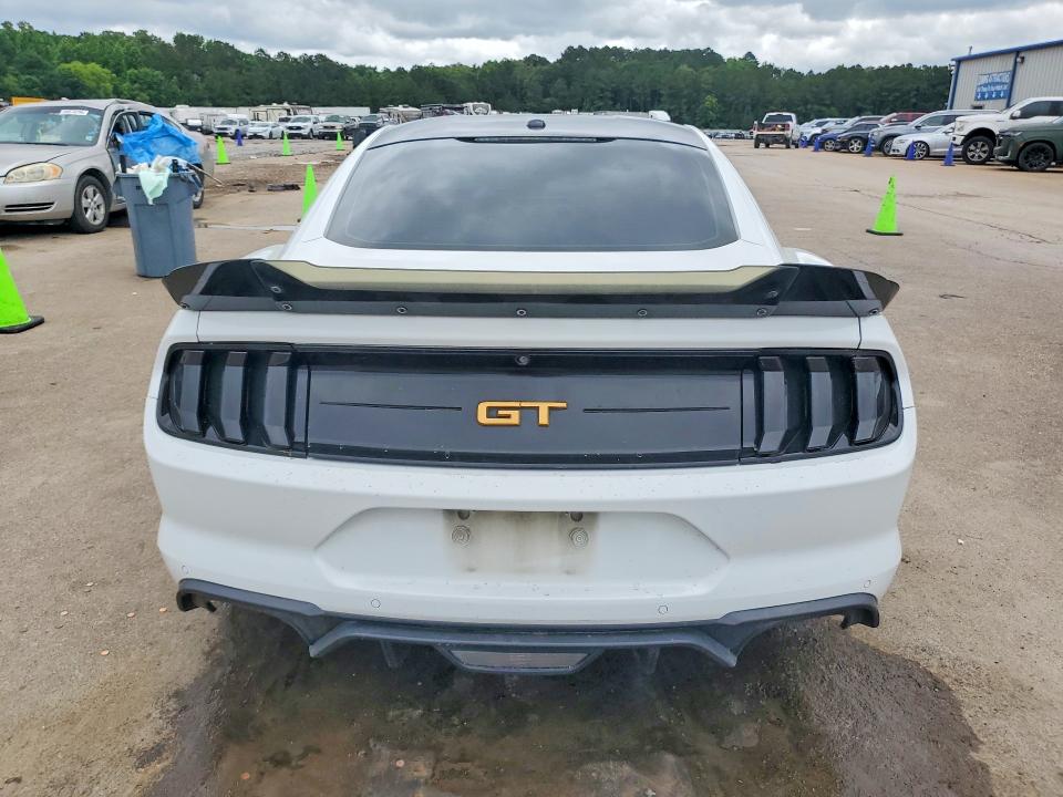 Photo 6 from auction – 2018 FORD MUSTANG with VIN 1FA6P8CF3J5113133