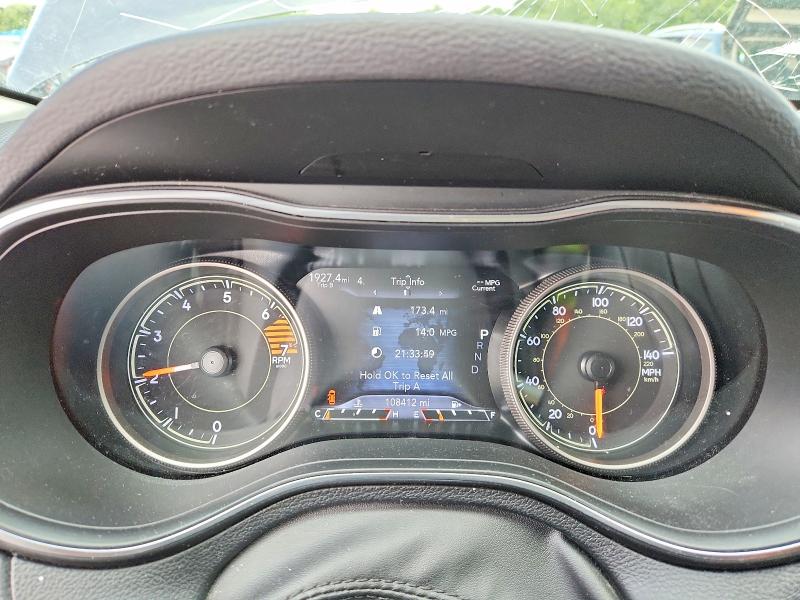 Photo 9 from auction – 2019 JEEP CHEROKEE with VIN 1C4PJLDB4KD487952