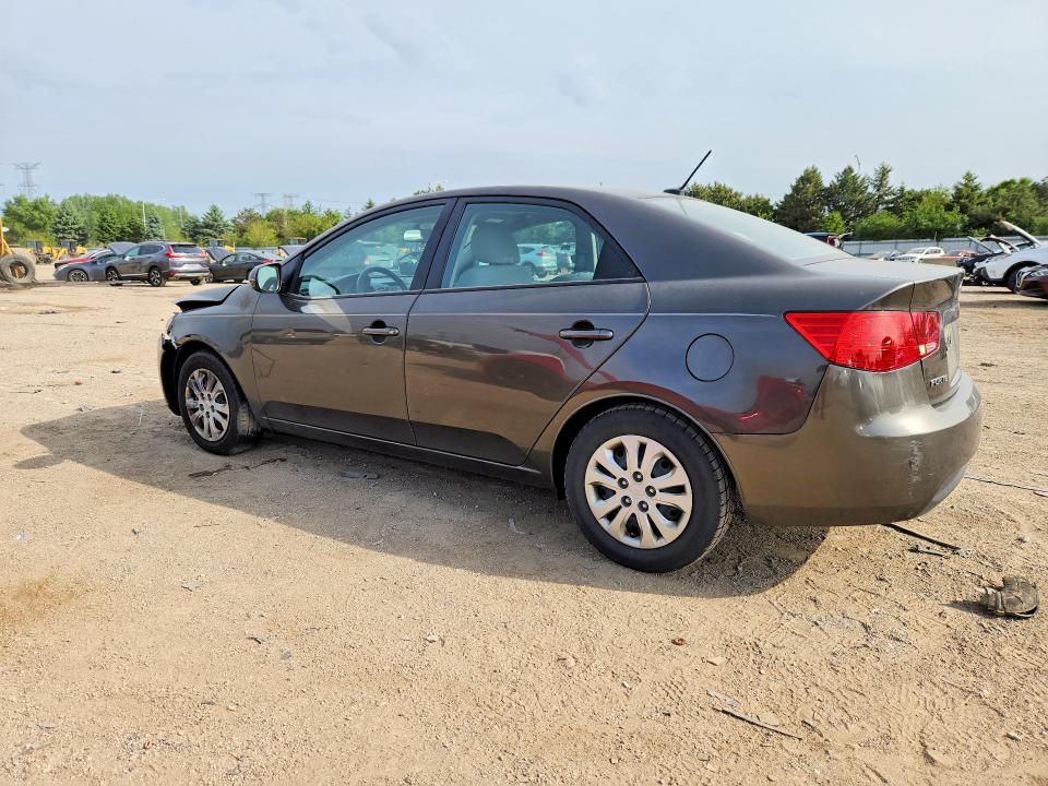 Photo 2 from auction – 2011 KIA FORTE with VIN KNAFU4A22B5406600