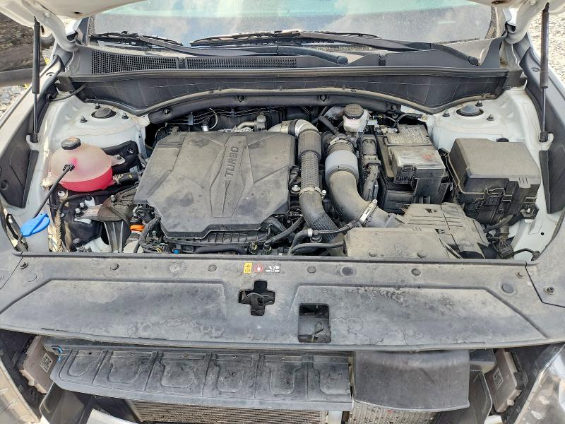 Photo 11 from auction – 2023 HYUNDAI SANTA FE with VIN 5NMS44ALXPH535103