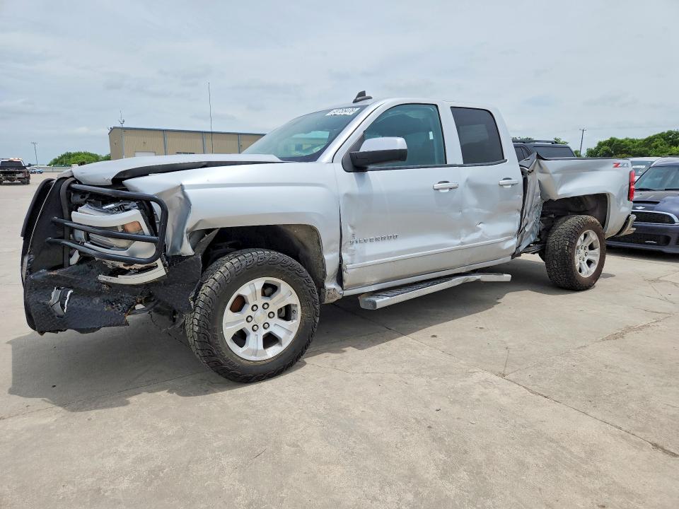 CHEVROLET SILVERADO 2018 with VIN 1GCVKREC4JZ338683 - Photo from auction