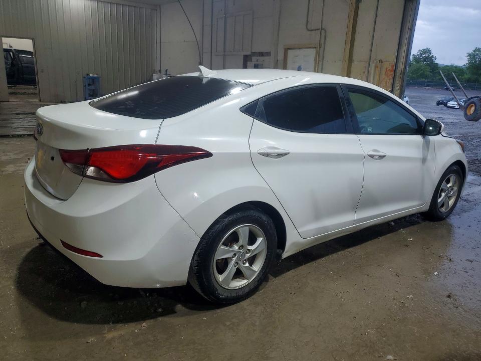 Photo 3 from auction – 2015 HYUNDAI ELANTRA with VIN 5NPDH4AE4FH623970