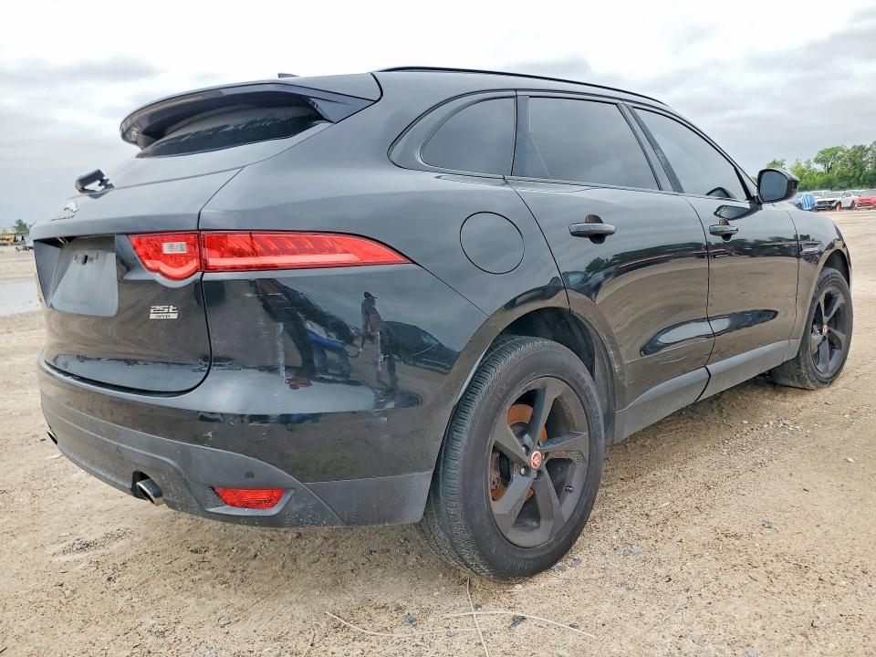 Photo 3 from auction – 2020 JAGUAR F-PACE with VIN SADCK2FX2LA618222