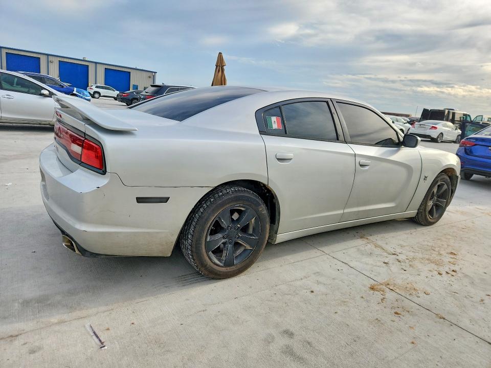 Photo 3 from auction – 2012 DODGE CHARGER with VIN 2C3CDXBGXCH270054