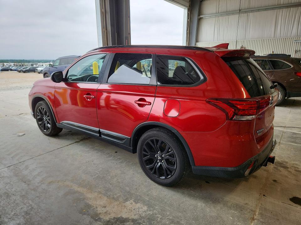 Photo 2 from auction – 2018 MITSUBISHI OUTLANDER with VIN JA4AZ3A38JZ029130