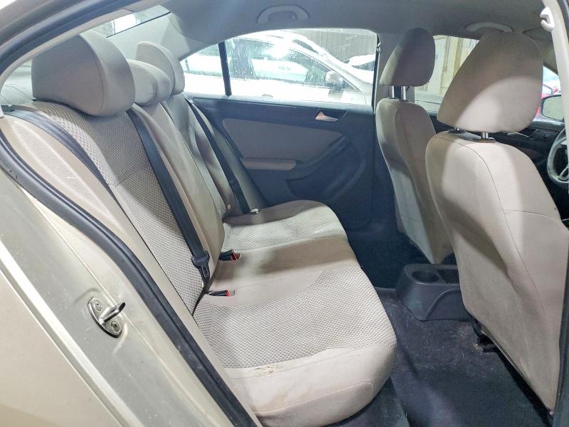 Photo 10 from auction – 2013 VOLKSWAGEN JETTA with VIN 3VW2K7AJ0DM228602