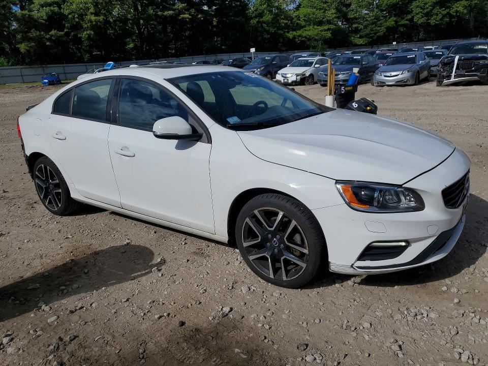 Foto 4 de la subasta – 2018 VOLVO S60 con VIN YV126MFL8J2461902