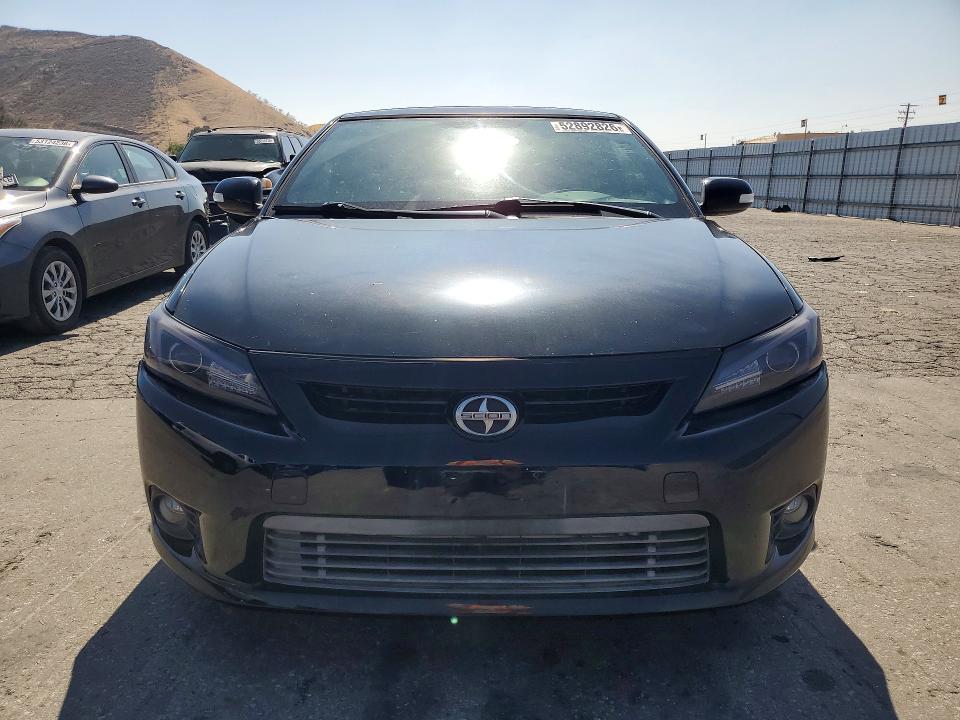 Photo 5 from auction – 2013 SCION TC with VIN JTKJF5C74D3057789