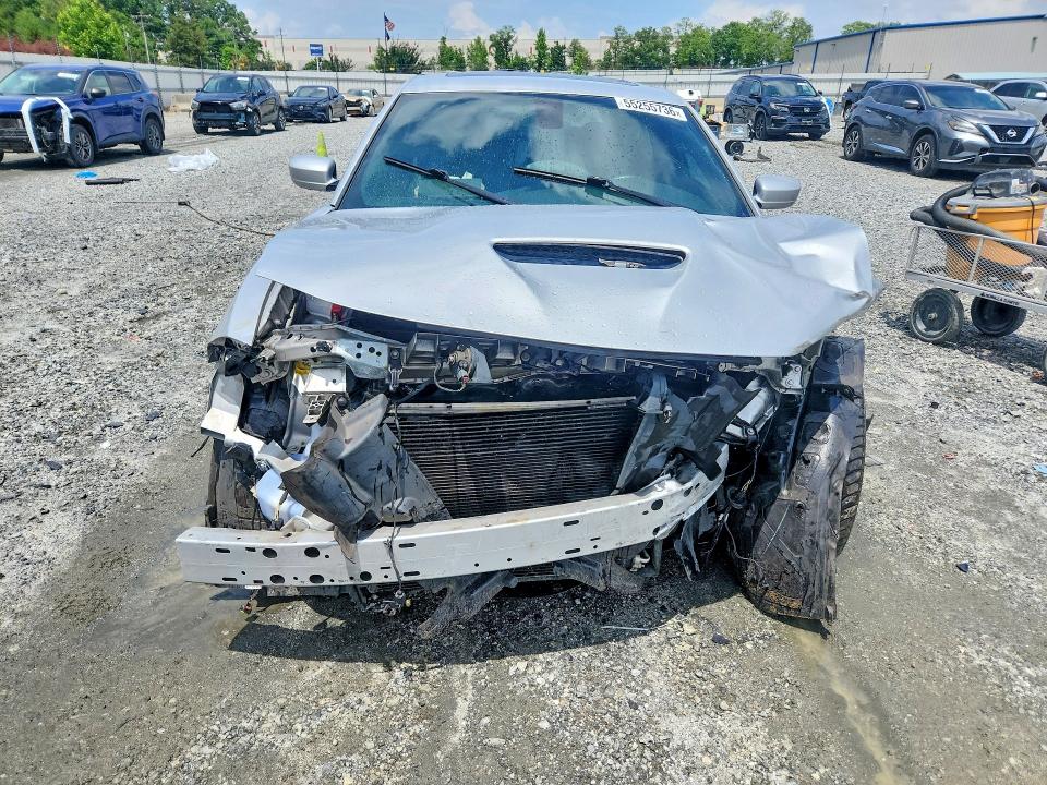 Photo 5 from auction – 2019 DODGE CHARGER with VIN 2C3CDXGJ3KH619168