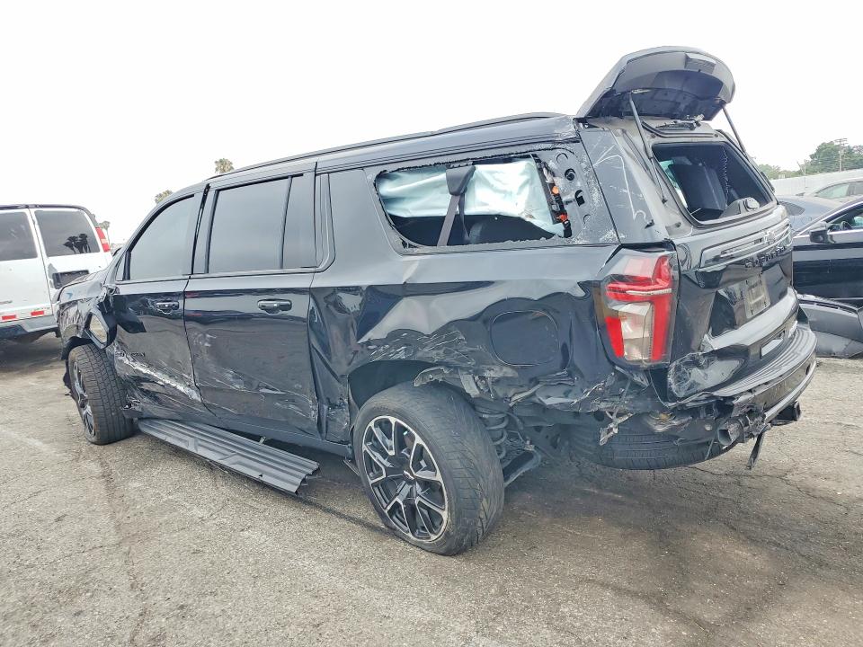 Photo 2 from auction – 2023 CHEVROLET SUBURBAN with VIN 1GNSCEKD1PR336623