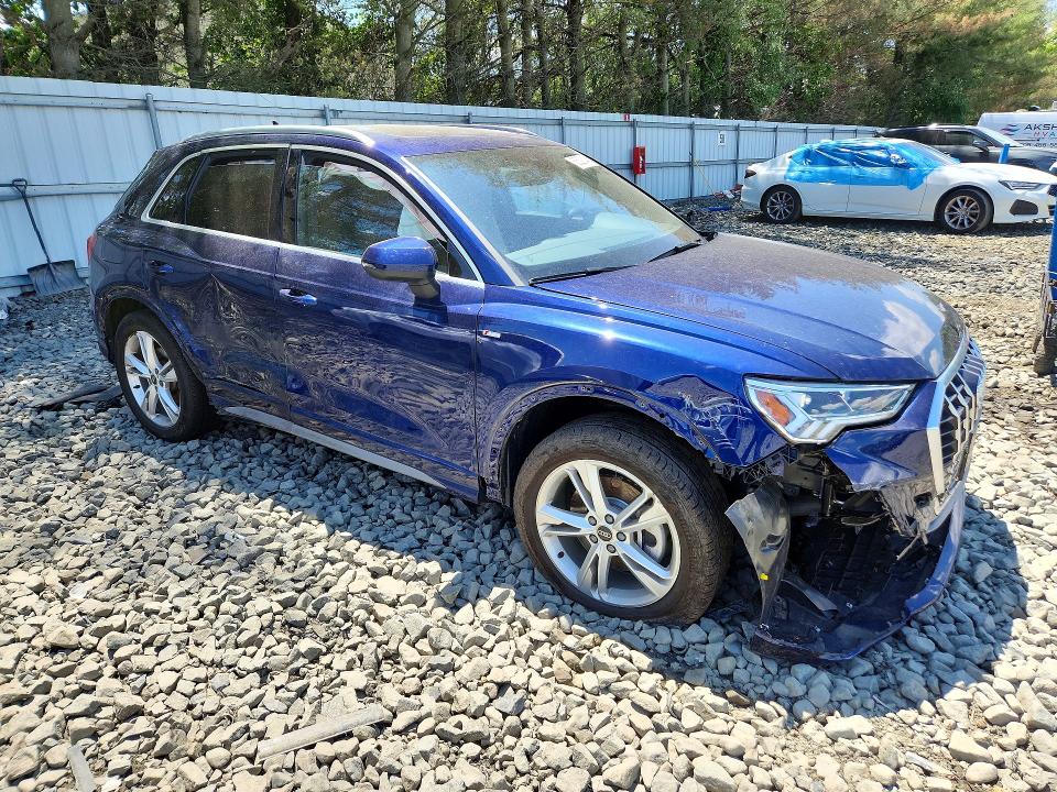 Photo 4 from auction – 2024 AUDI Q3 with VIN WA1DECF31R1159312