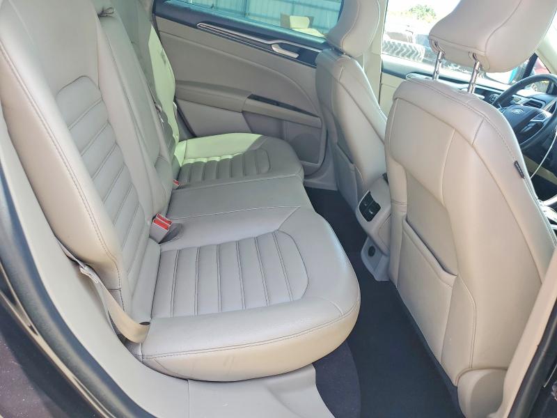 Photo 10 from auction – 2019 FORD FUSION with VIN 3FA6P0CD0KR236872