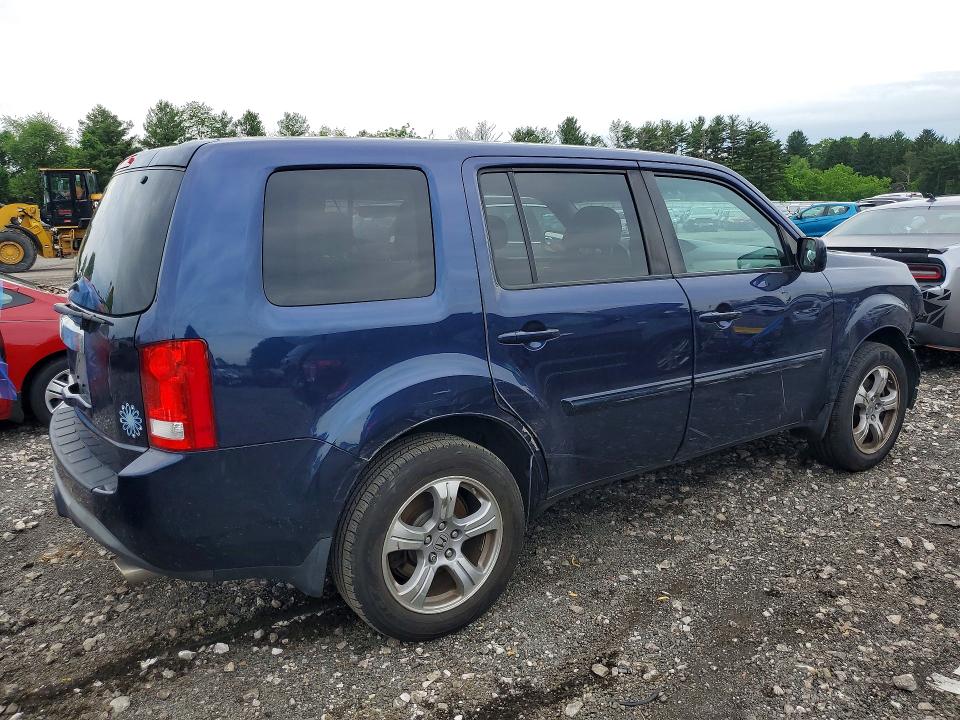Photo 3 from auction – 2014 HONDA PILOT with VIN 5FNYF3H43EB011352