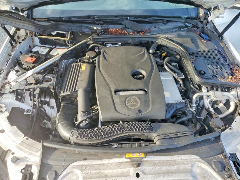 Photo 11 from auction – 2017 MERCEDES-BENZ C with VIN WDDWF4JB1HR254992