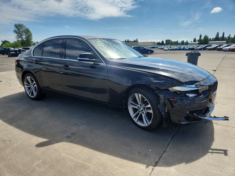 Photo 4 from auction – 2017 BMW 330 with VIN WBA8B9G53HNU50885