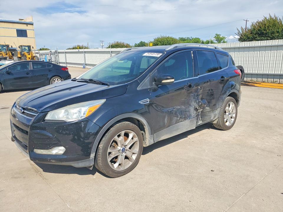 FORD ESCAPE 2015 with VIN 1FMCU0J9XFUB61399 - Photo from auction