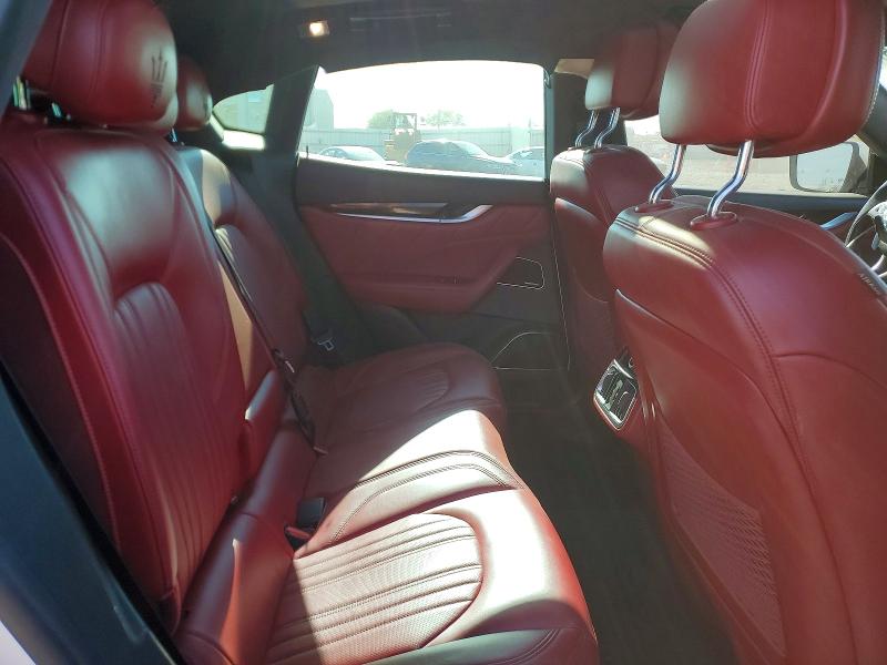 Photo 10 from auction – 2018 MASERATI LEVANTE with VIN ZN661YUS8JX292005